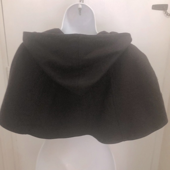 H&M X DIVIDED WOOL BLEND WINTER CAPE/SHRUG • Sz S/M - Picture 3 of 13